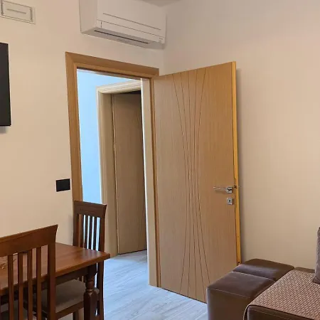 別荘 Elbasan Labinot i Poshtëm