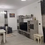 Elbasan Casa de Férias Labinot-Fushe